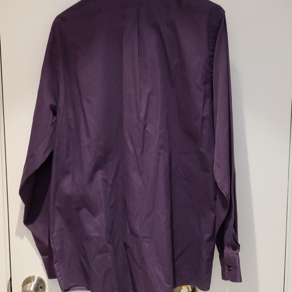 Sale Item: Van Heusen long sleeve dress shirt - Picture 7 of 8